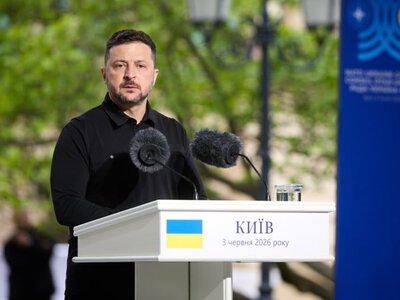 За прикладом Польщі. У Чехії пропонують позбавити Зеленського найвищої нагороди країни — ордена Білого лева