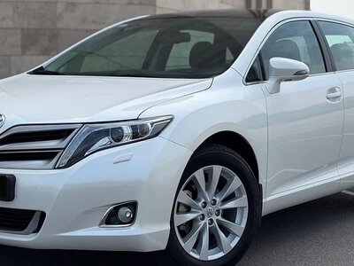 Надійна капсула часу: за скільки продають Toyota Venza 2013 року на базі Camry з пробігом 18 тис.км