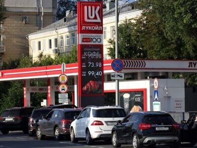 Обіцянки Кремля проти суворої реальності: у Криму визнали неможливість подолання паливної кризи