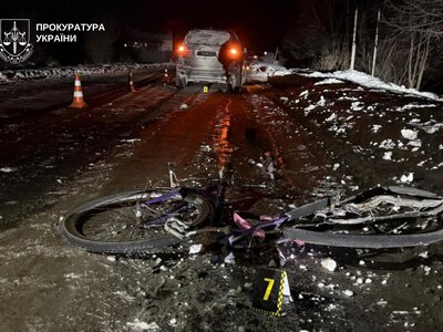 Апеляційний суд залишив без змін вирок водію BMW X5, який на смерть збив 17-річного велосипедиста на Хмельниччині