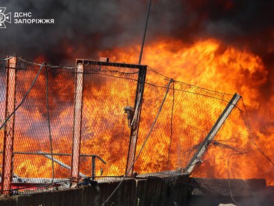 Масштабні руйнування, жертва та понад 10 травмованих: нові деталі обстрілу Запоріжжя (фото)