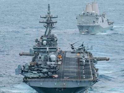 США направили військові кораблі з морськими піхотинцями до Близького Сходу