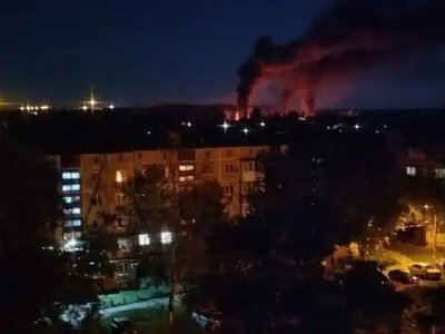 В окупованому Донецьку пролунали вибухи: повідомляють про пожежу на стоянці логістичного транспорту росіян