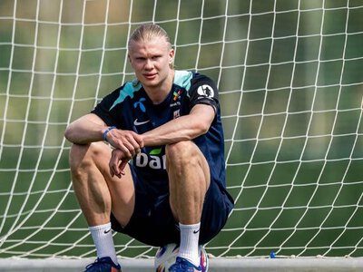 Історичний вечір Голанда - зірка Норвегії встановив унікальне досягнення на ЧС