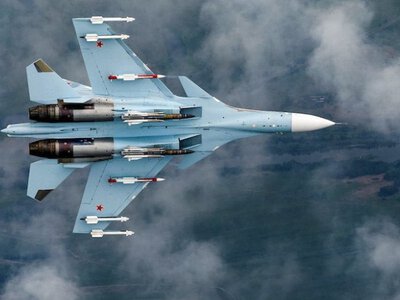СБУ поцілила в ангари з винищувачами на аеродромі “Саки” в Криму