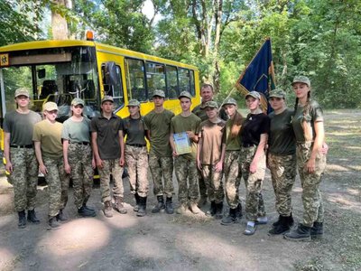 Рій із Вичівського ліцею представив громаду на обласній «Джурі»
