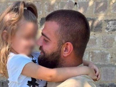 Виховував 5-річну доньку сам: мобілізованого батька-одинака відпустили додому