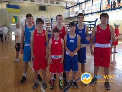 Волинські боксери завоювали дев'ятнадцять нагород на всеукраїнському турнірі пам'яті Героїв Тлумаччини