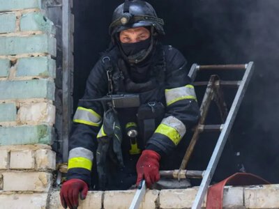 У Херсоні внаслідок атаки російського БпЛА загинула жінка, ще десять людей постраждали