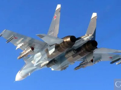 СБУ атакувала аеродром у Криму з винищувачами Су-30 та Су-30СМ: є влучання