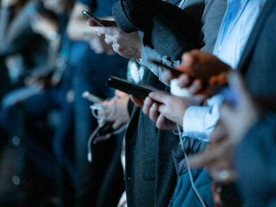 Паніка та падіння рейтингу путіна: скільки росіян за тиждень шукали інформацію про кінець війни (Відео)