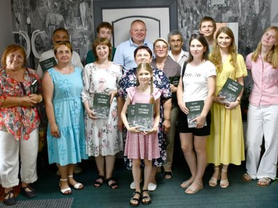 У Зарічному презентували книгу «Околиця Серники» про історію поліського села