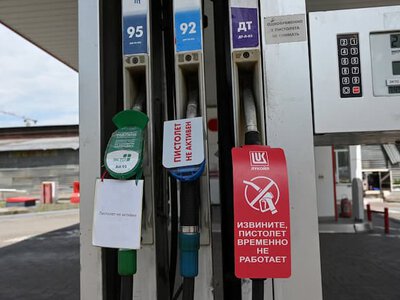 Імпорт бензину з Індії рятує Росію від кризи