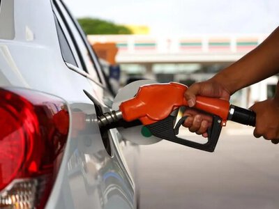 АЗС оновили ціни на пальне: скільки коштують бензин, дизель і газ