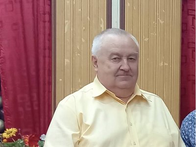У Тернополі колектив ТСШ №29 зворушливо подякував своєму багаторічному директору
