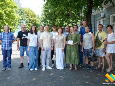 У Житомирі ветерани пройшли навчання зі встановлення сонячних панелей та отримали сертифікати