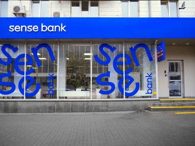 Два державних банки продадуть приватним інвесторам