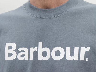 Літня колекція одягу Barbour: 5 стильних знахідок для спекотних днів