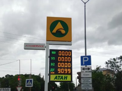 Бензин буде через 30 днів: що обіцяли кримчанам за місяць паливної кризи