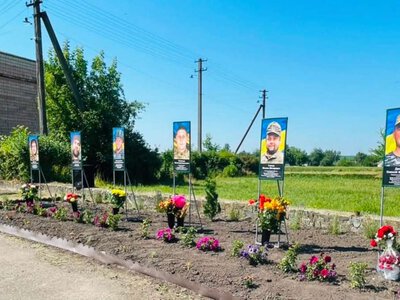 Зворушливе відкриття Алеї пам’яті на Бердичівщині. (ФОТО)