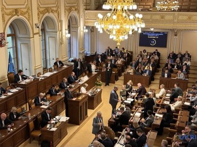 Парламент Чехії обмежив повноваження президента Петра Павела, в його адміністрації відреагували