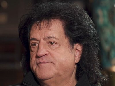 Іво Бобул засвітив непублічного сина, якого похрестив Леонід Кучма та молоду дружину