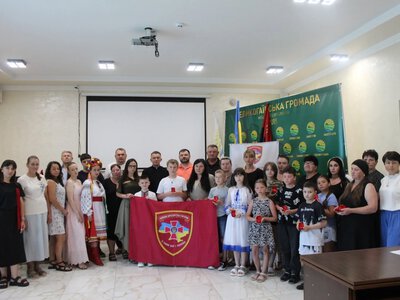  Особливий оберіг пам’яті: у Великогаївській громаді 18 дітям загиблих Героїв вручили «Батьківські серця» 