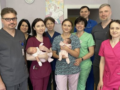 У Львові врятували передчасно народжену на Закарпатті дівчинку з важкою вродженою вадою (ФОТО)