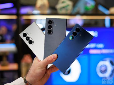 Замість блідих відтінків — яскравий експеримент: Galaxy Fold 8 Ultra отримає чотири кольори, але один з них купити буде складніше