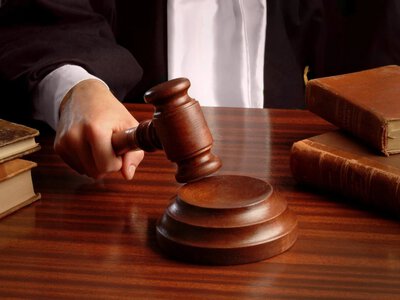 У Києві релігійну організацію судять через борг за розподіл газу