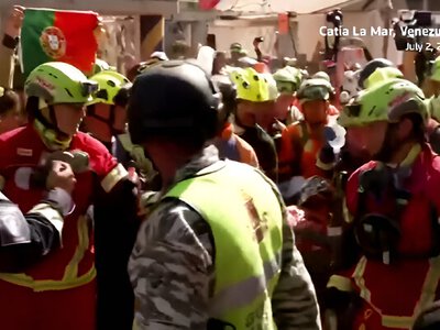 У Венесуелі з-під завалів торгового центру врятували чоловіка, який вижив після восьми діб