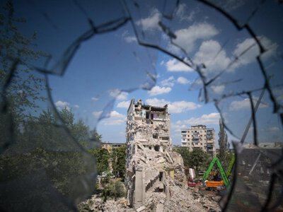 Головне за ніч та ранок п’ятниці, 3 липня: 30 загиблих, 92 постраждалих у Києві, удари по Сумщині, понад 270 боєзіткнень