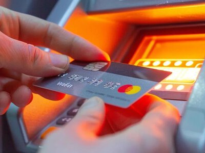 Нові правила для терміналів: як насправді працює ліміт у 500 грн та чому зросла комісія