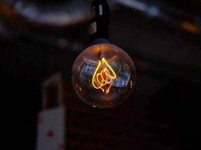 В Україні почалися екстрені відключення світла: чому графіки більше не діють 