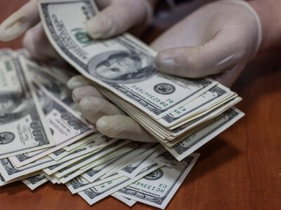 У Києві “ділок” за $25000 продавав посади в СБУ