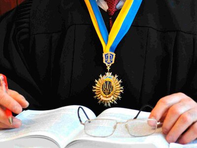 Суддя Вінницького апеляційного суду Володимир Сопрун завершив суддівську кар’єру