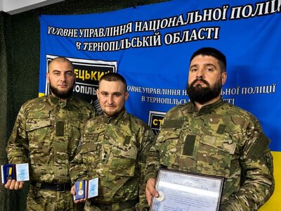 Змінили мирну службу на окопи: історія поліцейських охорони Тернопільщини, які пішли на фронт