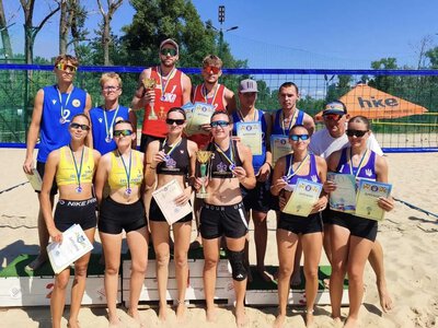  Спортсменки Тернопільщини – бронзові призерки чемпіонату України з пляжного волейболу 