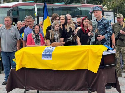 У Рівному попрощалися із двома бійцями