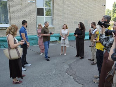 Працюють у школі та чекають на укриття: що буде з дитсадками №41 та №62