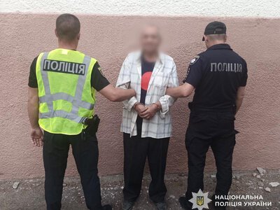 На Берегівщині чоловік намагався вбити сусіда сокирою
