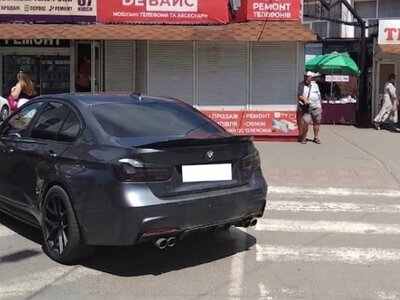 Понад 200 тисяч гривень штрафів за тиждень: у Хмельницькому підбили підсумки роботи інспекції з паркування