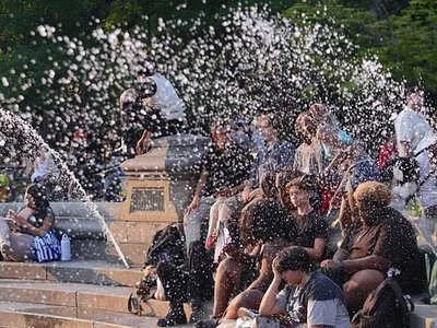 Спека у США зірвала святкування Дня незалежності