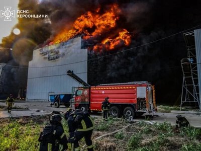 На Херсонщині росіяни ударили авіацією по території птахофабрики - Херсон Daily