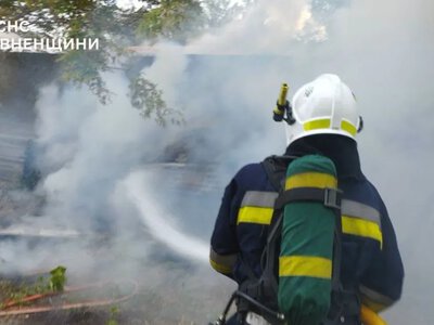 У Радивилові рятувальники загасили пожежу в приватному господарстві
