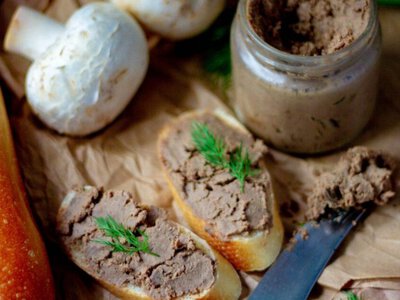 Рецепт смачного курячо-грибного паштету для апетитної закуски