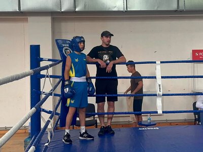 Нова надія закарпатського боксу: спортсмен із Тячева виборов «золото» та путівку на Чемпіонат України
