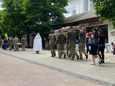 У Ніжині попрощалися із захисником Миколою Прохоренком
