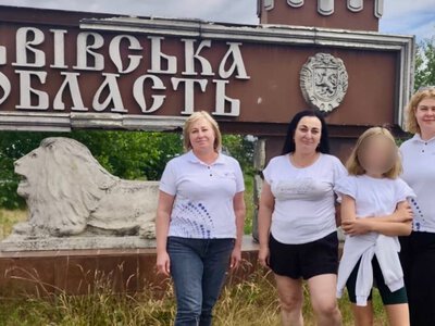 Українська дівчинка, мама якої померла у Чехії, куди вони переїхали після початку вторгнення, возз'єдналася з батьком — Лубінець