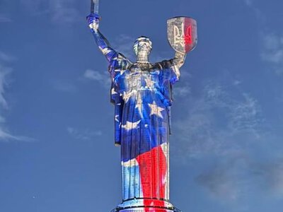 «Дуже добре поговорили». Зеленський телефоном привітав Трампа з Днем незалежності США